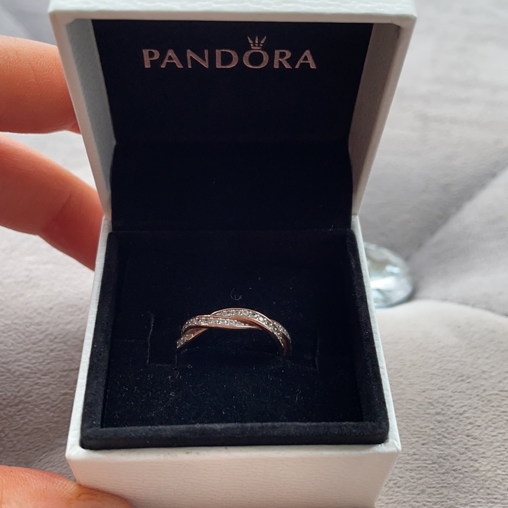 PANDORA ROSE GOLD 🌹 Sparkling Twisted Lines Ring